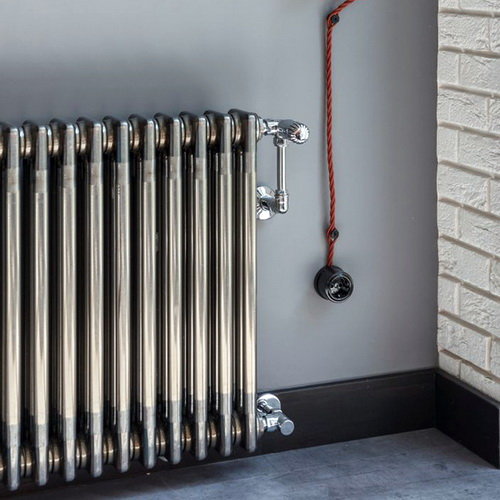 Zehnder Charleston Completto 3057/20 секций V002 1/2" Technoline  нижнее подключение (прозрачный лак)
